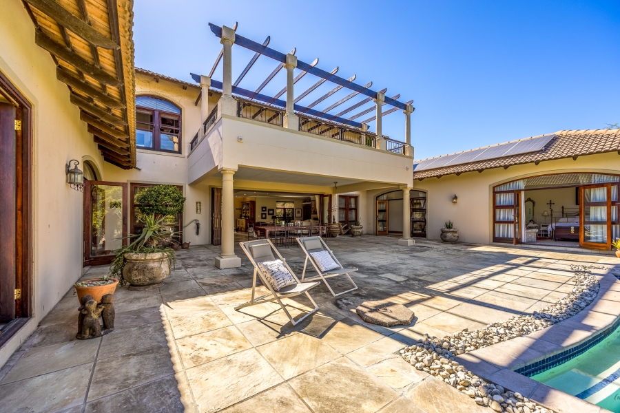 5 Bedroom Property for Sale in Klein Zevenwacht Western Cape